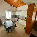 Apartment Demi Maison Avec Terrasse Et Jardin 3 6 Pers *