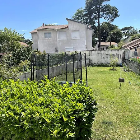 Demi Maison Avec Terrasse Et Jardin 3 6 Pers Apartment *