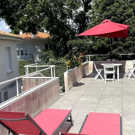 Demi Maison Avec Terrasse Et Jardin 3 6 Pers * Royan